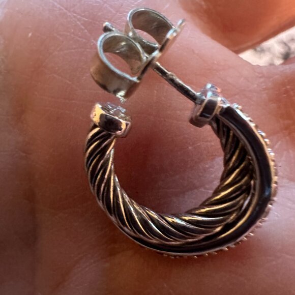 Rare....David Yurman Crossover Hoops with Diamonds - Picture 3 of 10